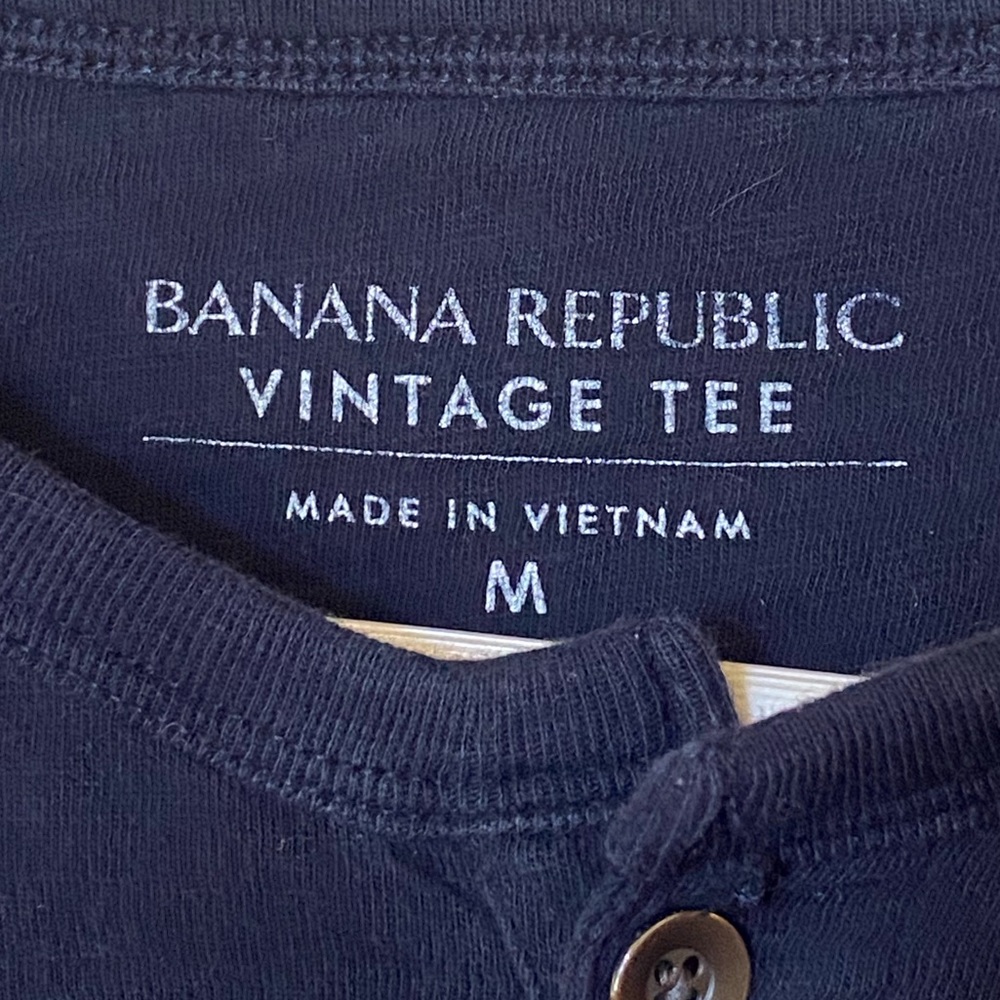 Mens Medium Banana Republic Vintage Tee